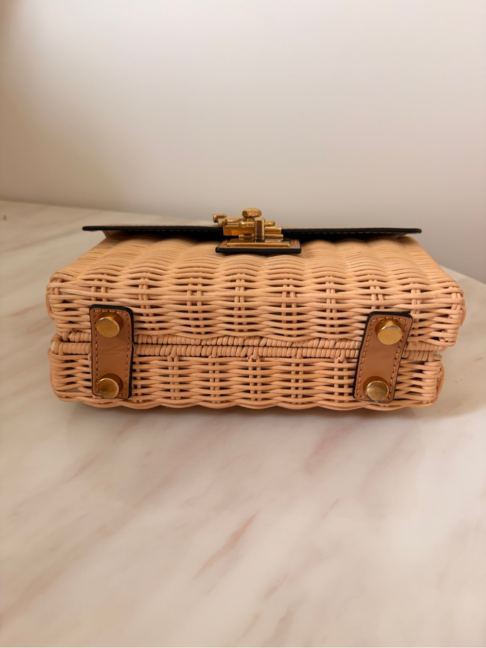 Etienne Aigner Wicker Handbag with Tan Leather Flap and Gold Hardware - Picture 4 of 7